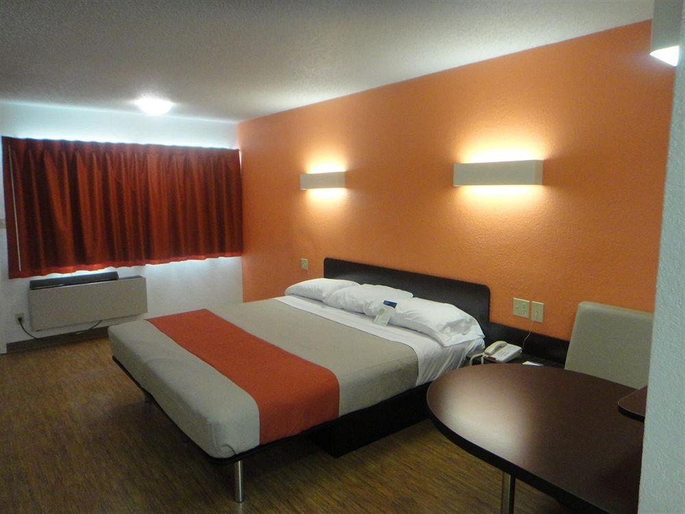 Motel 6-Boerne, Tx ภายนอก รูปภาพ