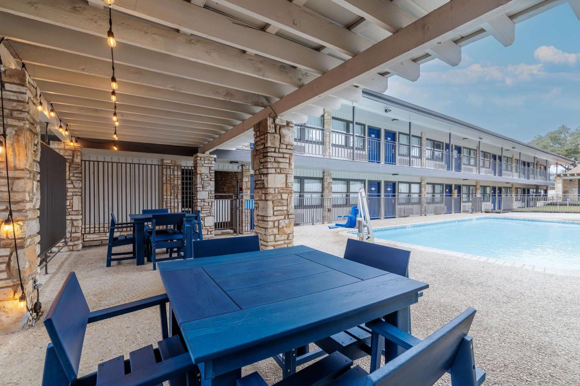Motel 6-Boerne, Tx ภายนอก รูปภาพ
