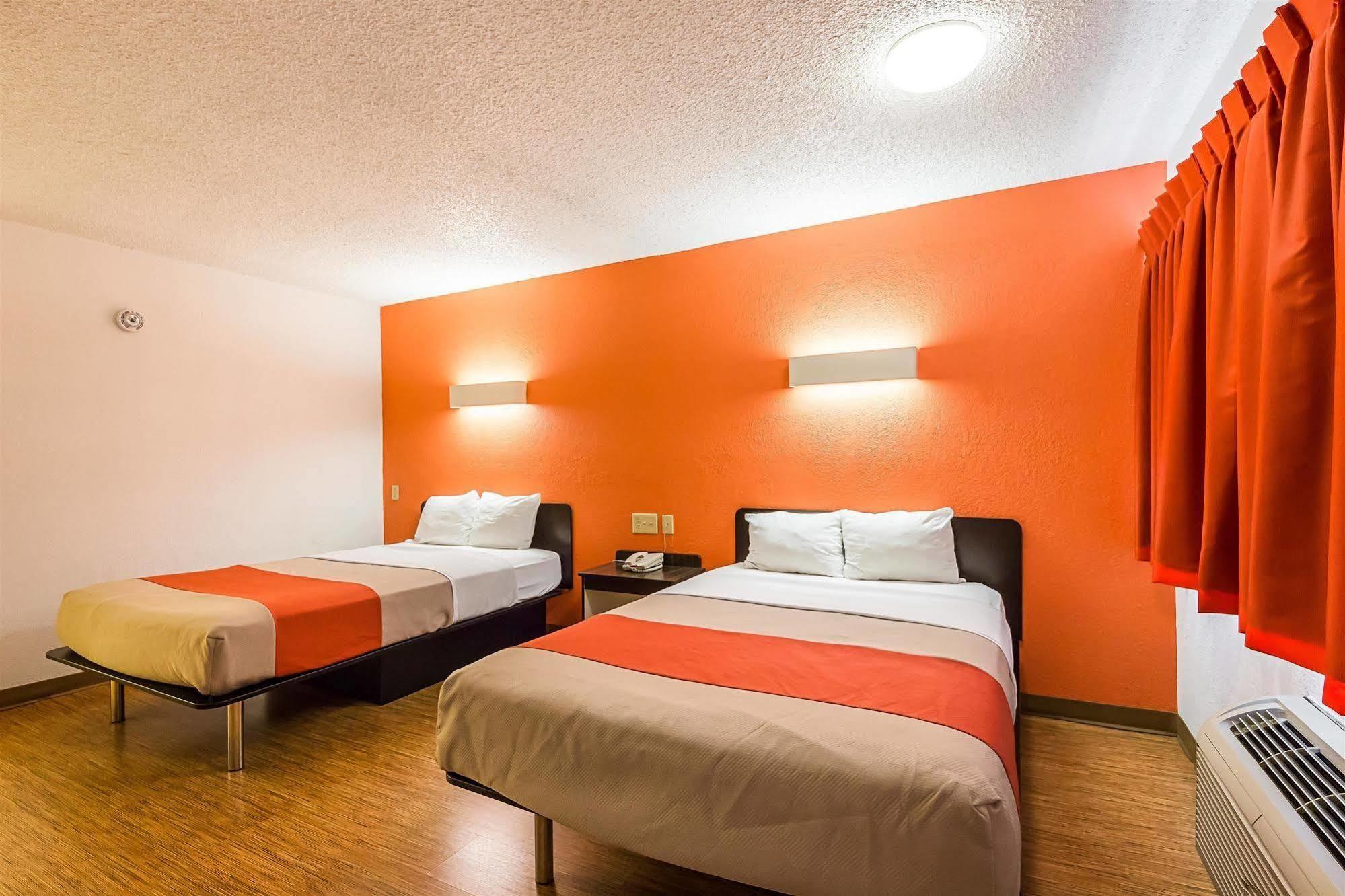 Motel 6-Boerne, Tx ภายนอก รูปภาพ