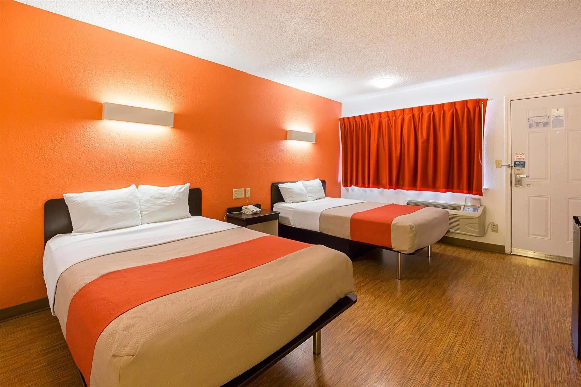 Motel 6-Boerne, Tx ภายนอก รูปภาพ