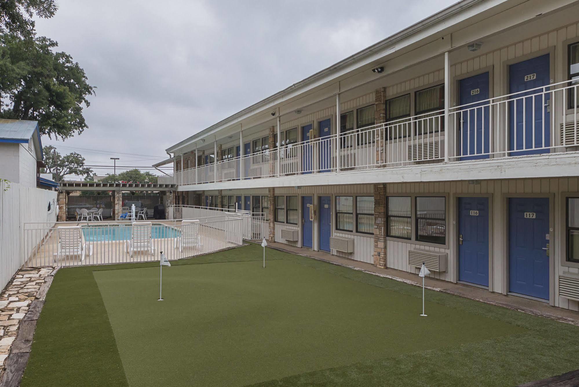 Motel 6-Boerne, Tx ภายนอก รูปภาพ