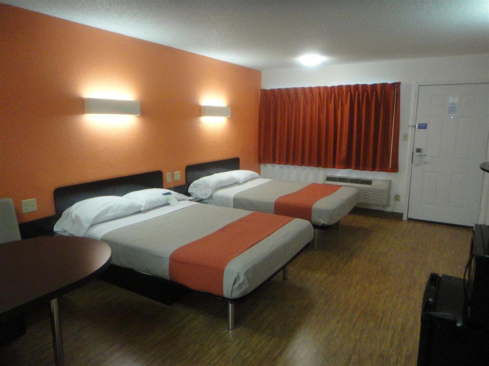 Motel 6-Boerne, Tx ภายนอก รูปภาพ